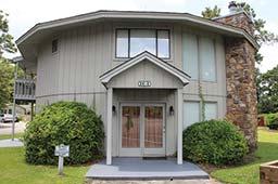 Country Club Villas
