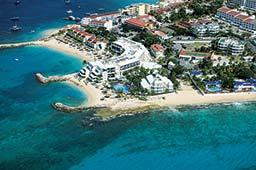 Flamingo Beach Resort