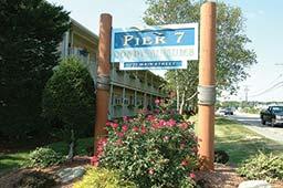 Pier 7 Condominiums