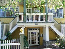 VIL - Rosewood Inn